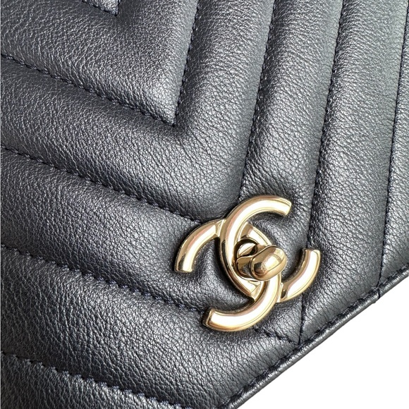 Sold. - Picture 4 of 14